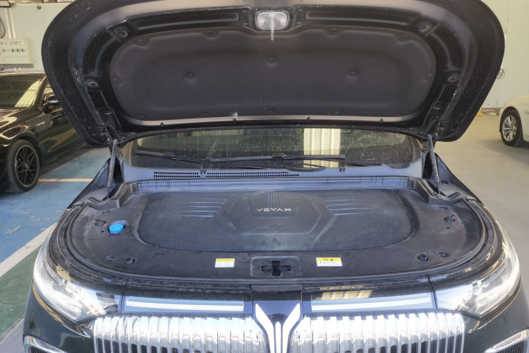 岚图汽车 岚图梦想家 2025款 PHEV 四驱旗舰乾崑版局部细节24