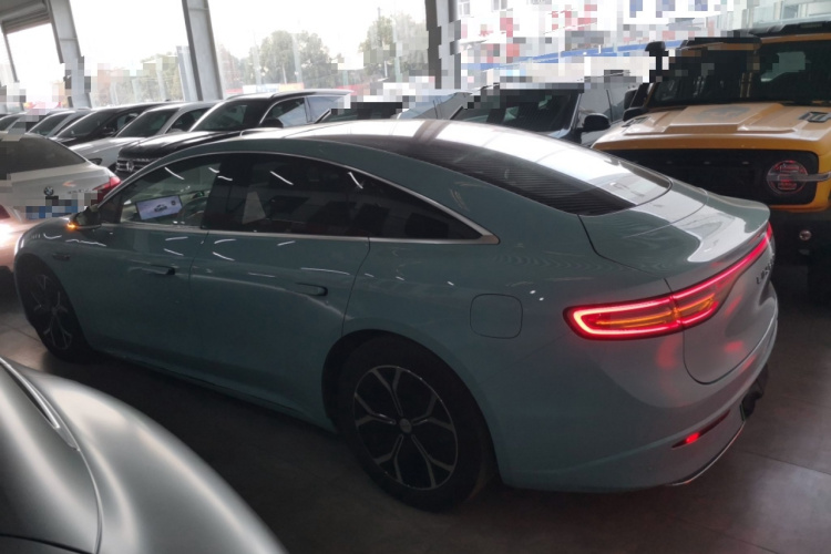 鸿蒙智行 智界S7 2025款 855km Max车身外观6003