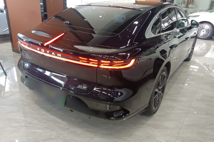 岚图汽车 岚图追光 2024款 PHEV 四驱超长续航旗舰版车身外观6005