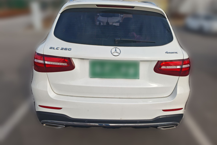 奔驰GLC 2019款 GLC 260 4MATIC 动感型车身外观6