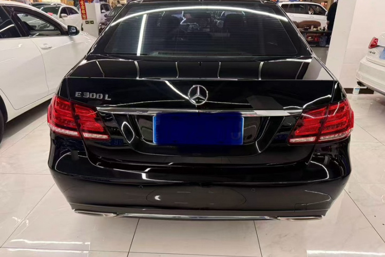 奔驰E级 2015款 E 200 L 运动型车身外观6005