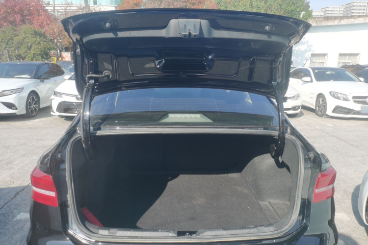 大众 朗逸 2019款 280TSI DSG舒适版 国VI机舱底盘23