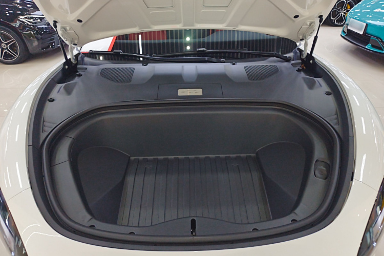 小米汽车 小米SU7 2024款 后驱超长续航高阶智驾Pro版机舱底盘24