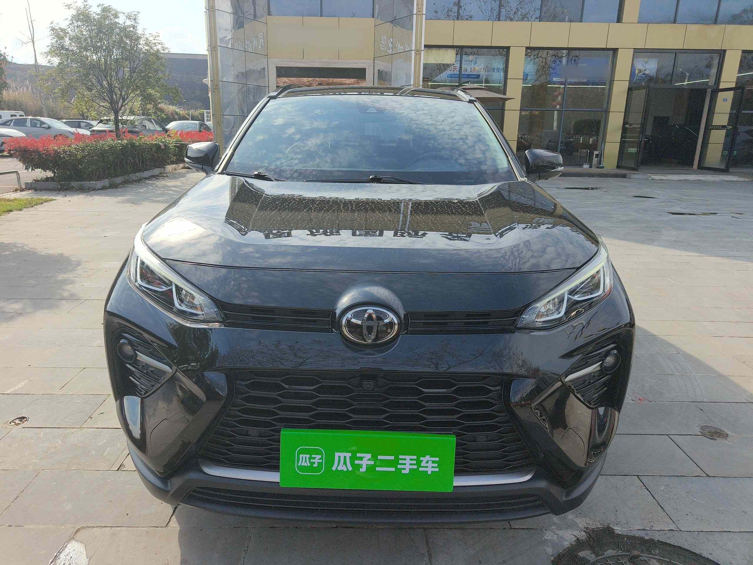丰田 威兰达 2023款 2.0L CVT四驱豪华PLUS版(1)