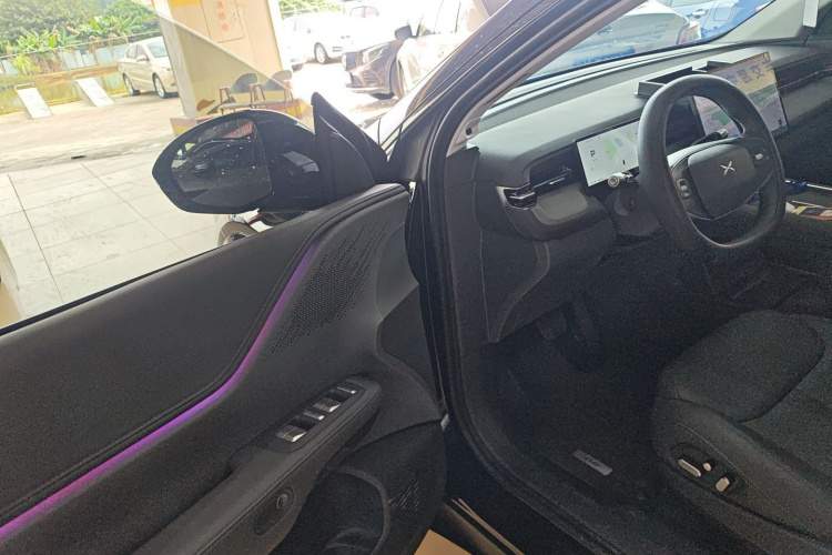 小鹏G6 2025款 625 长续航 Max 旗舰版中控内饰20