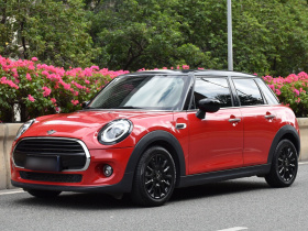 MINI 2019款 1.5T COOPER 经典派 五门版