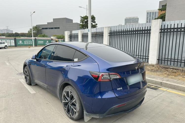 特斯拉 Model Y 2021款 标准续航后驱版车身外观6004