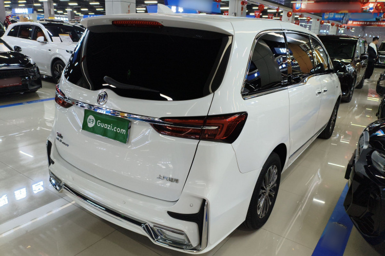 别克GL8 2022款 陆上公务舱 652T 豪华型车身外观6005