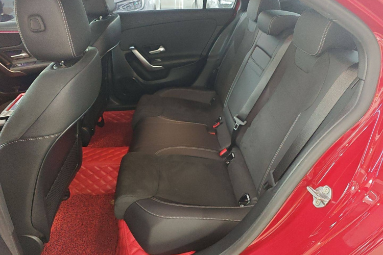 奔驰A级 2020款 改款 A 200 L 运动轿车时尚型中控内饰7004