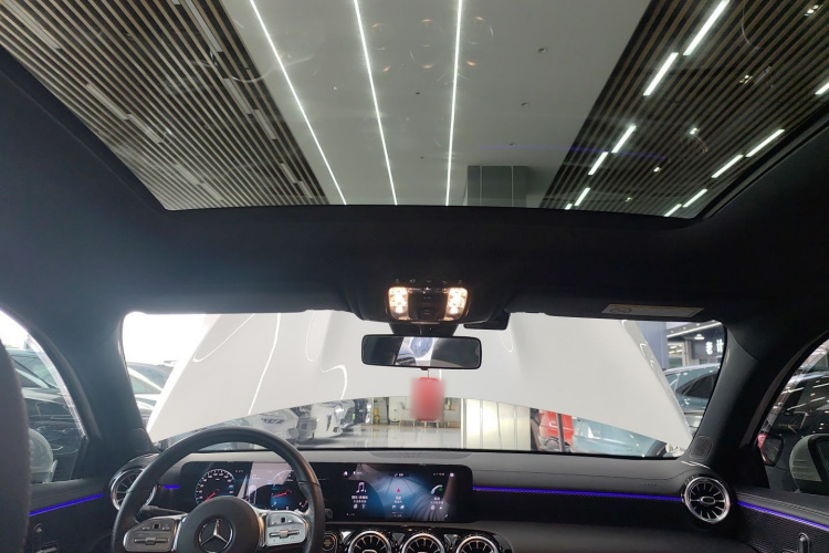 奔驰A级 2021款 A 200 L 运动轿车时尚型局部细节22