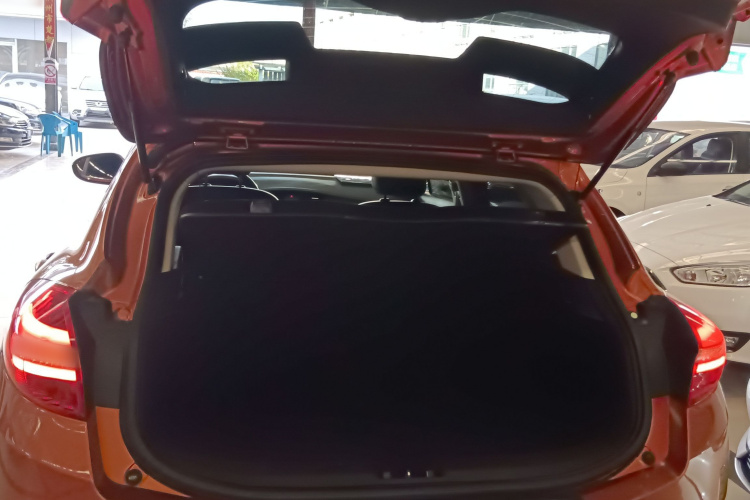 吉利汽车 帝豪GS 2016款 运动版 1.8L 自动领尚型局部细节23