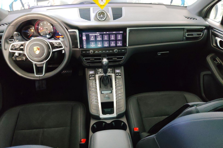 保时捷 2020款 Macan 2.0T中控内饰7002