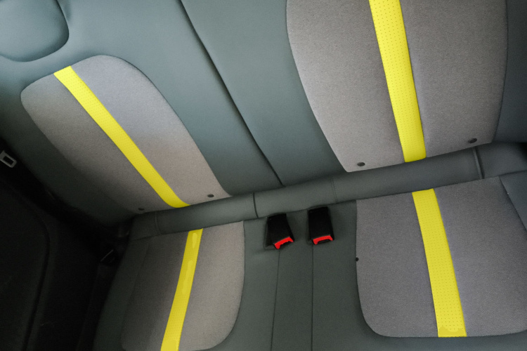 五菱汽车 宏光MINIEV 2022款 GAMEBOY 300km 玩咖款 磷酸铁锂中控内饰21