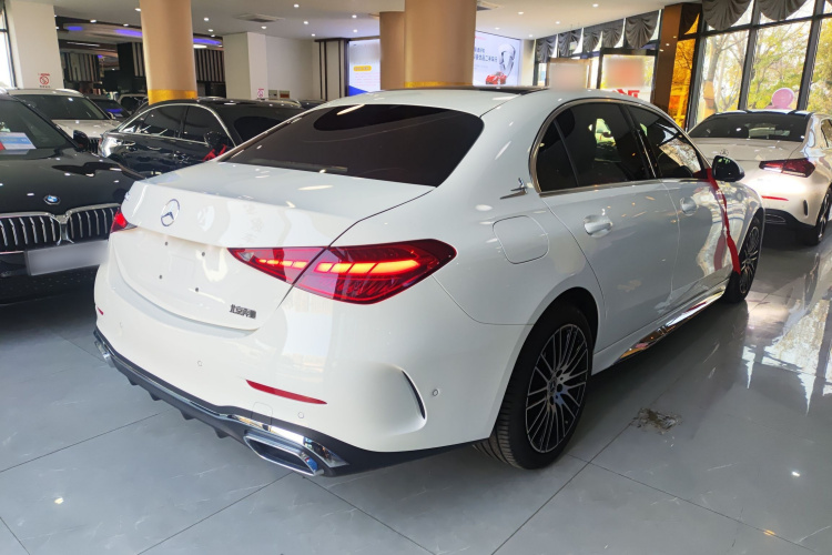 奔驰C级 2024款 改款二 C 260 L 运动版车身外观6005