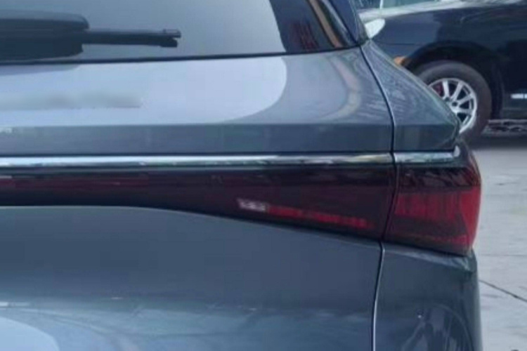 比亚迪 元PLUS 2023款 冠军版 430KM 超越型车身外观6006