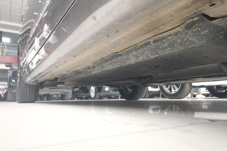 长安 逸动 2021款 PLUS 蓝鲸NE 1.4T GDI DCT尊贵型机舱底盘29