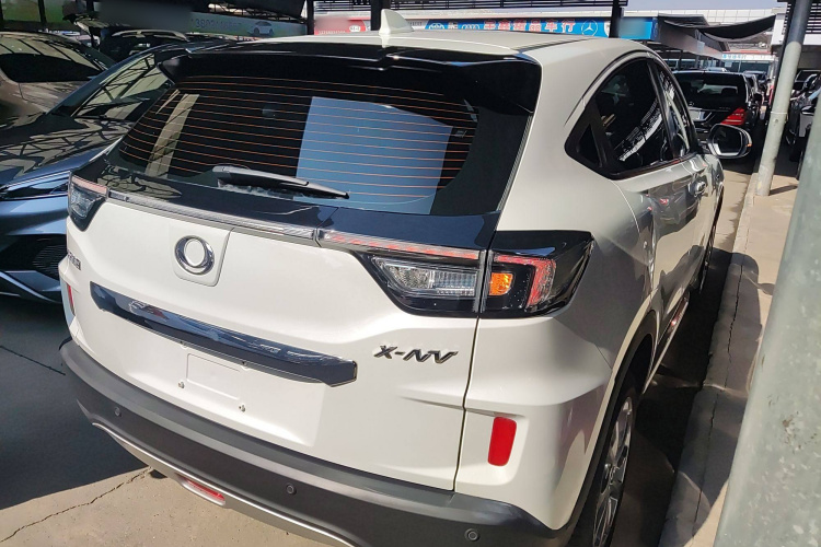 思铭 东风本田X-NV 2020款 电掣版车身外观7