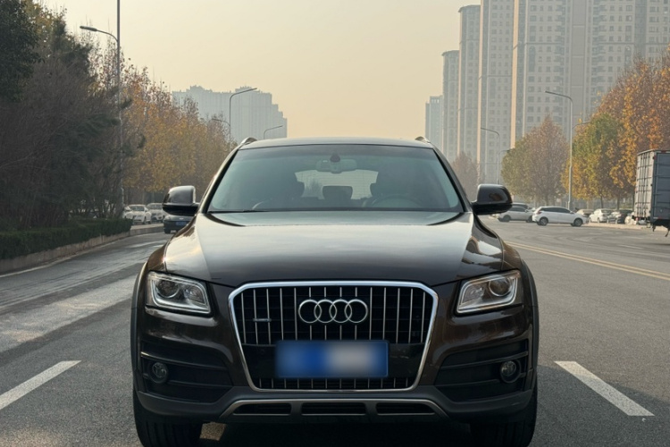 奥迪Q5 2017款 Plus 40 TFSI 技术型车身外观6002