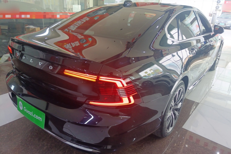 沃尔沃S90 2021款 B5 智逸豪华版车身外观7