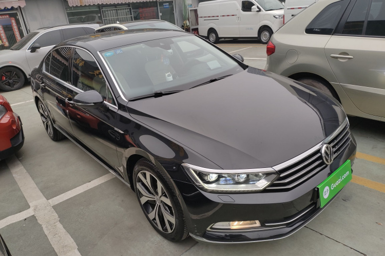 大众 迈腾 2018款 380TSI DSG 旗舰型车身外观3
