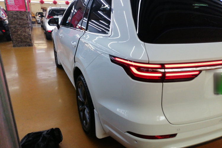 理想汽车 理想ONE 2020款 增程6座版车身外观6003