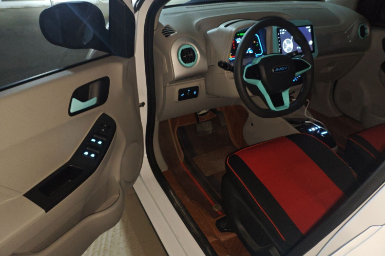 江铃集团新能源 易至EV2 2024款 201km 舒适型中控内饰20