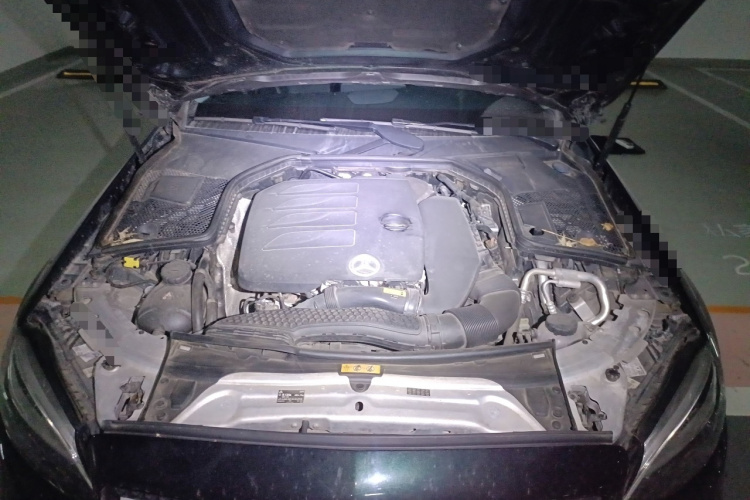 奔驰C级 2019款 C 260 L 运动版局部细节24