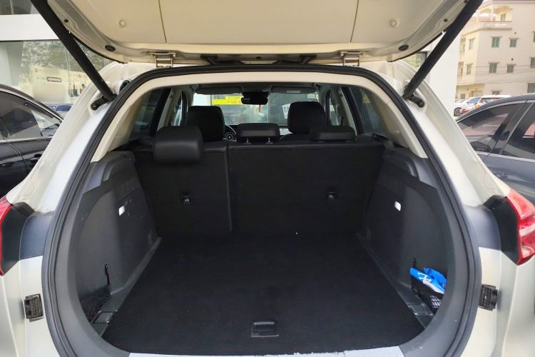 红旗HS5 2019款 2.0T 智联旗享版局部细节23