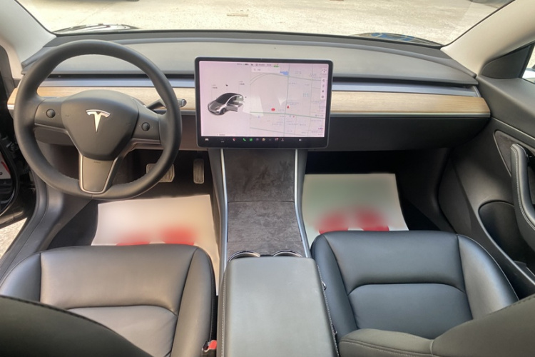 特斯拉 Model 3 2020款 标准续航后驱升级版中控内饰7003