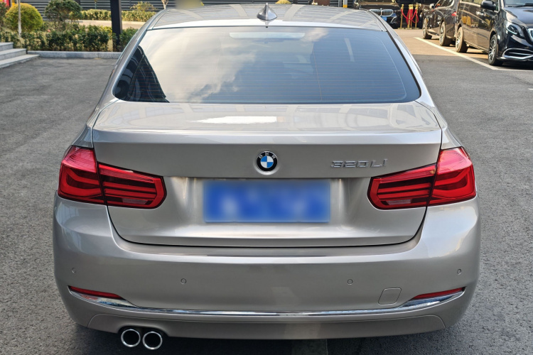 宝马3系 2017款 320Li 时尚型车身外观6011