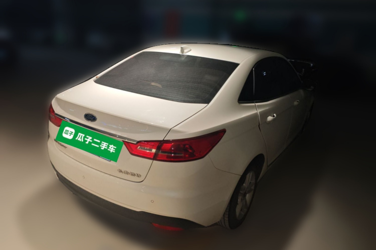 福特 福睿斯 2019款 改款 1.5L 自动悦享型 国VI车身外观7