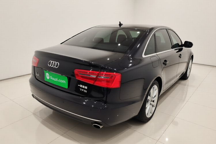 奥迪A6L 2014款 TFSI 舒适型车身外观7