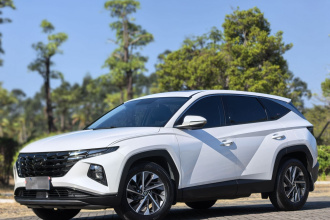 现代 2021款 途胜L 1.5T DCT GLX精英版