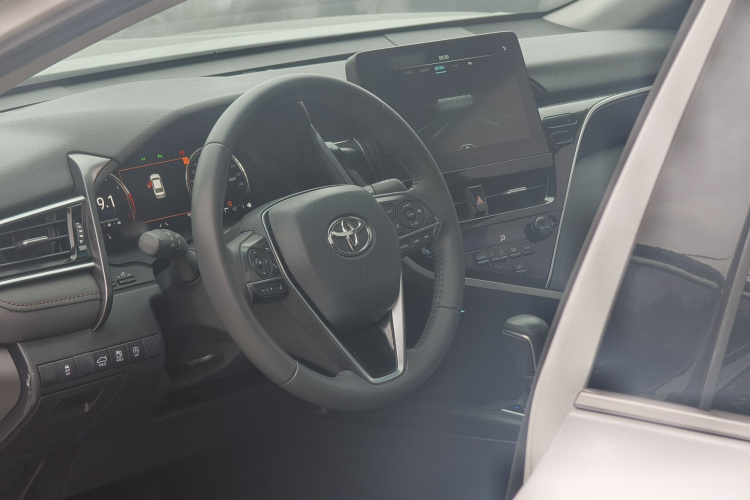 丰田 凯美瑞 2021款 2.5G 豪华版局部细节13