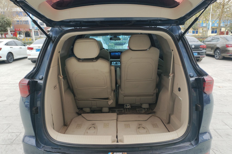 五菱汽车 五菱凯捷 2020款 1.5T CVT旗舰型机舱底盘23