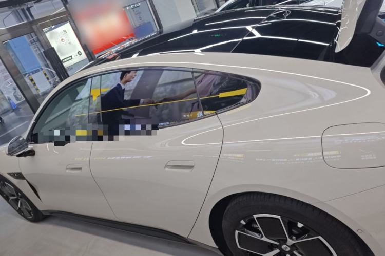 小米汽车 小米SU7 2024款 后驱超长续航高阶智驾Pro版车身外观4