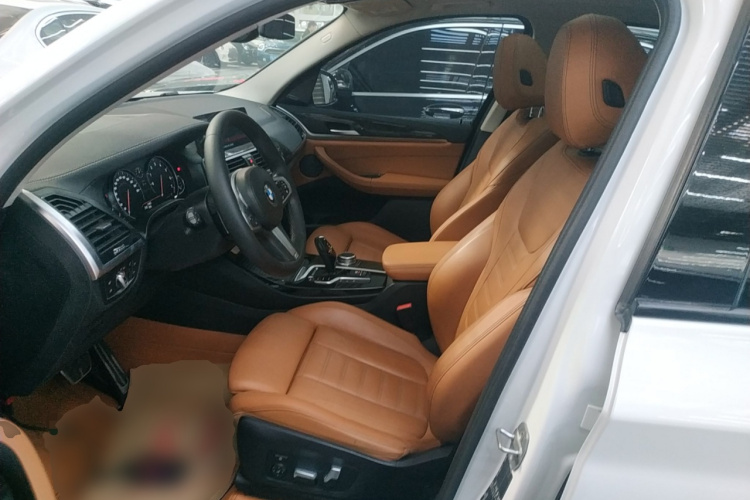 宝马X3 2018款 xDrive30i 领先型 M运动套装 国V局部细节19