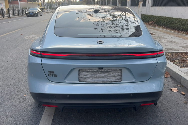 蔚来ET5 2022款 75kWh车身外观6007
