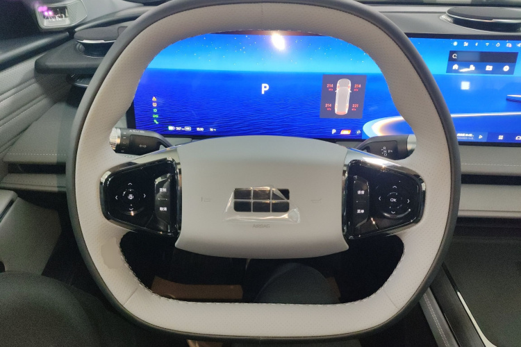 吉利银河 银河E8 2025款 575km 探索智驾版中控内饰13