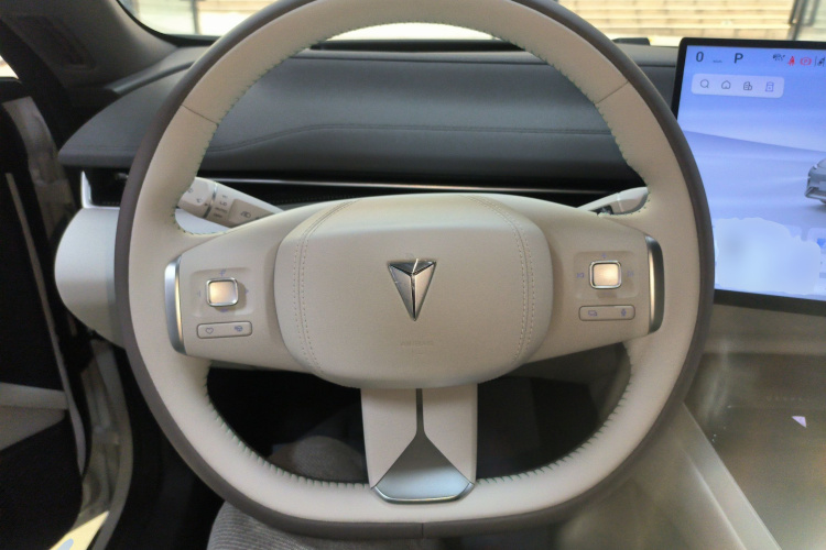 深蓝汽车 深蓝L07 2025款 230Max  深蓝智驾AD PRO增程版局部细节13