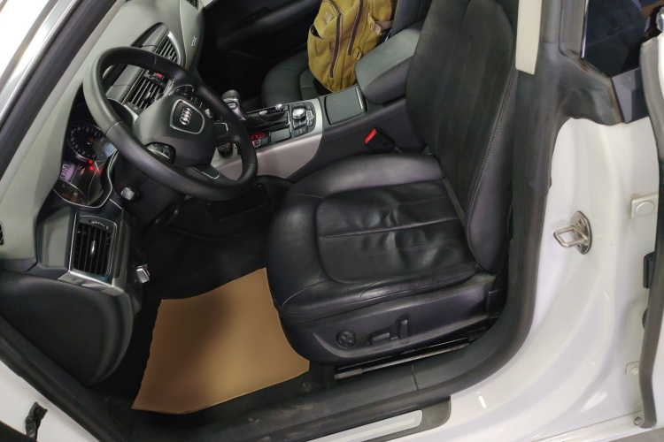 奥迪A7 2013款 35 FSI quattro进取型局部细节19