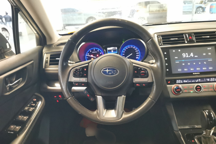 斯巴鲁 力狮 2016款 2.0DIT 全驱极致版中控内饰13