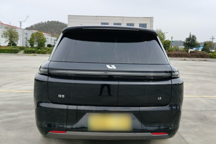 理想汽车 理想L8 2024款 Ultra车身外观6009
