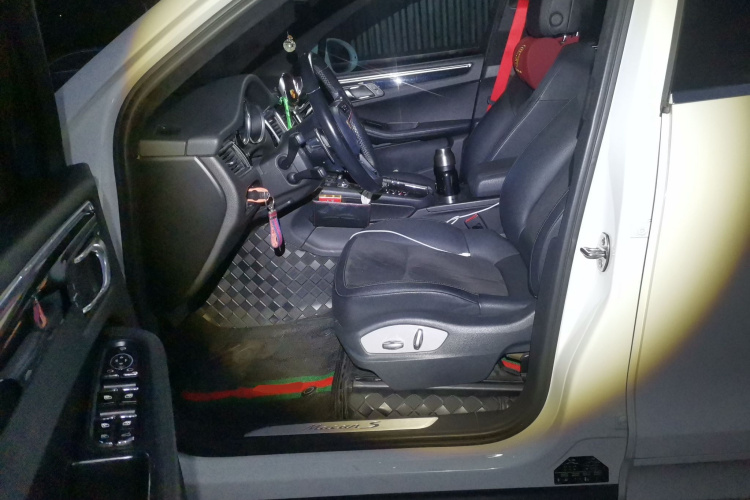 保时捷 2014款 Macan S 3.0T中控内饰19