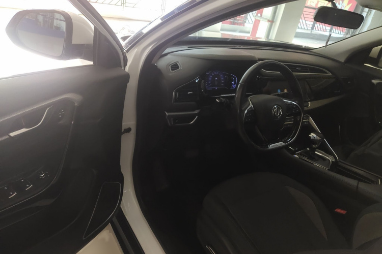 东风风神AX7 2019款 1.6T 自动AI先锋型 国V中控内饰7003