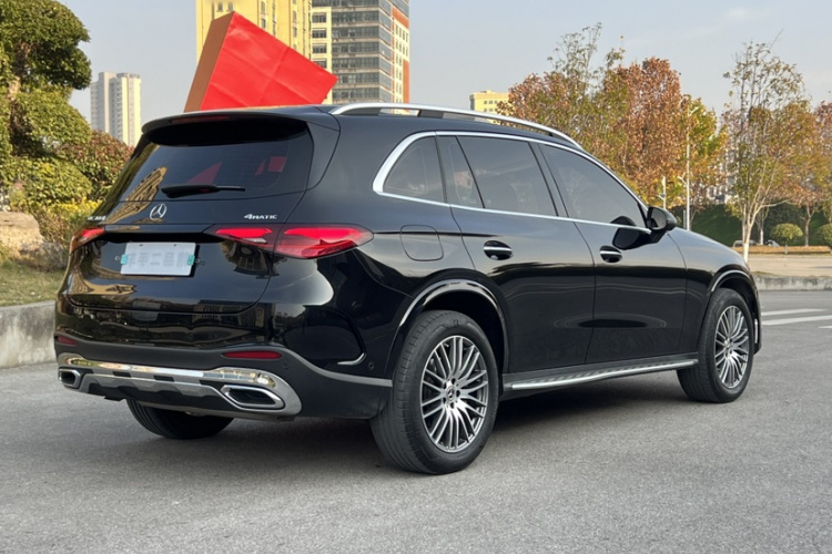 奔驰GLC 2024款 GLC 300 L 4MATIC 动感型 5座车身外观6005