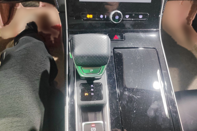 飞凡汽车 飞凡ER6 2021款 新动版 620km 智享版局部细节18