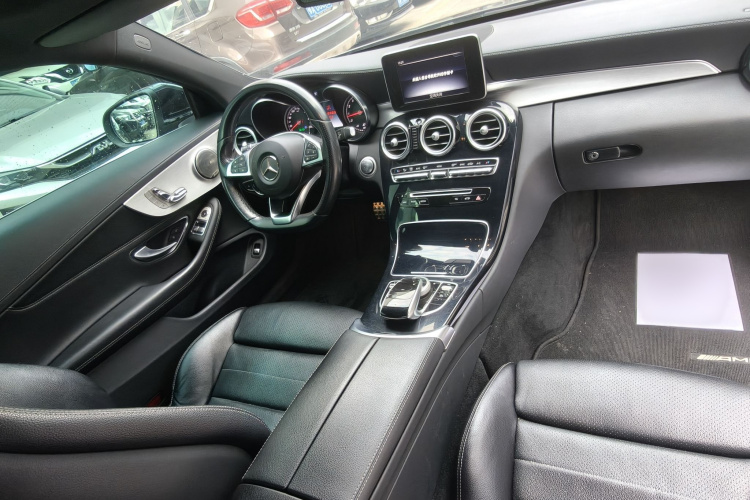 奔驰C级(进口) 2017款 C 200 4MATIC 轿跑版中控内饰7003