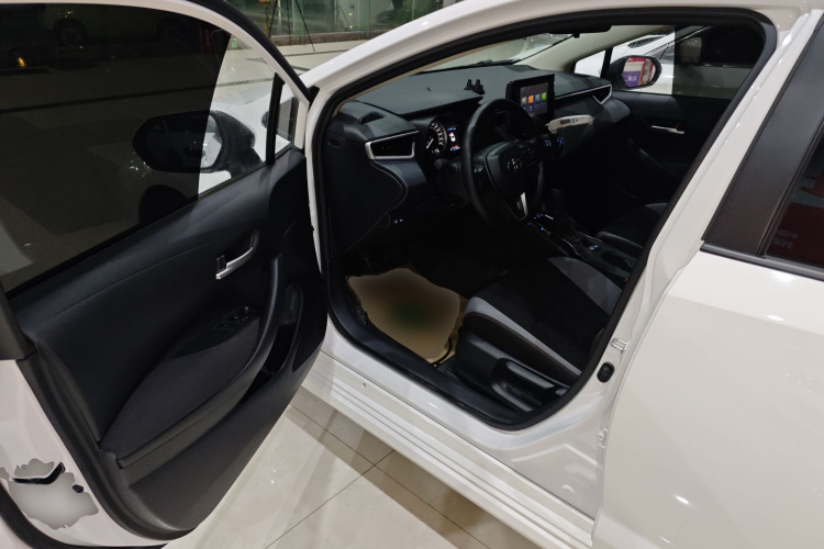 丰田 卡罗拉 2023款 1.2T 先锋版中控内饰7003