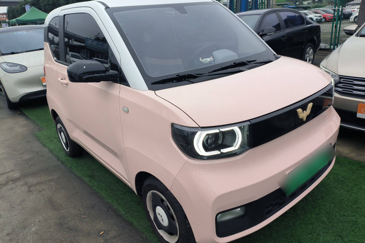 五菱汽车 宏光MINIEV 2021款 马卡龙臻享款 磷酸铁锂车身外观3